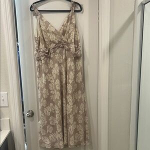 Lane Bryant Beige and Cream Floral Midi Dress